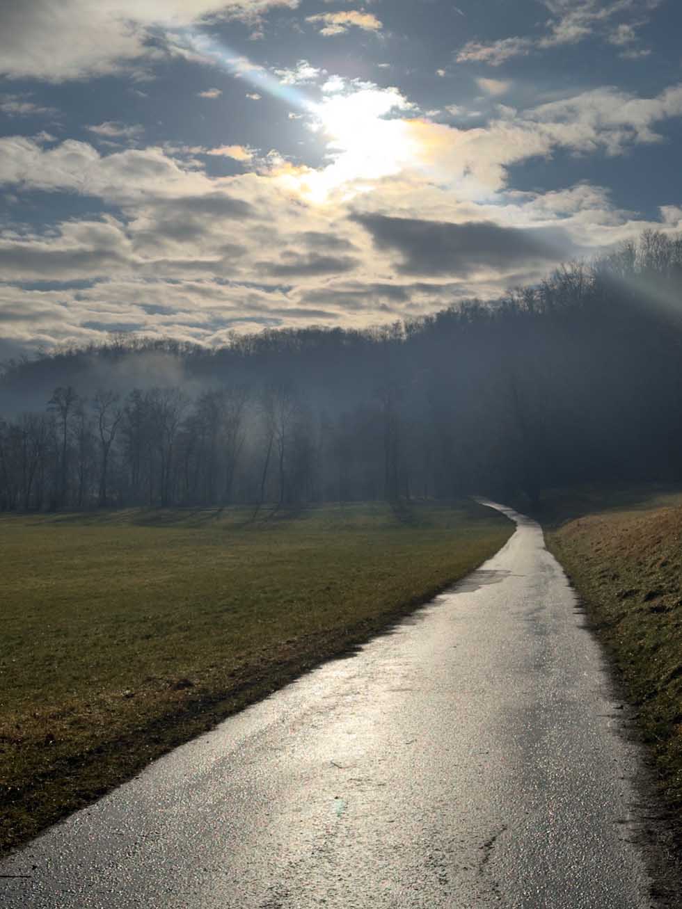 Idyllischer Spazierweg in der Natur bei Schwäbisch Hall